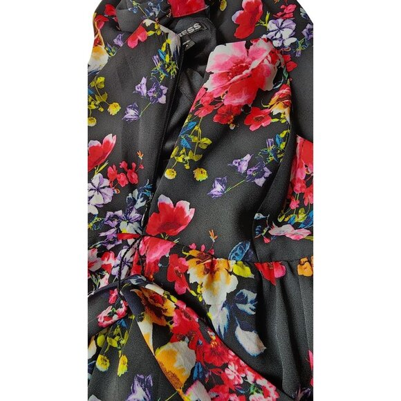 Express Dark Floral Belted Romper - Picture 6 of 15